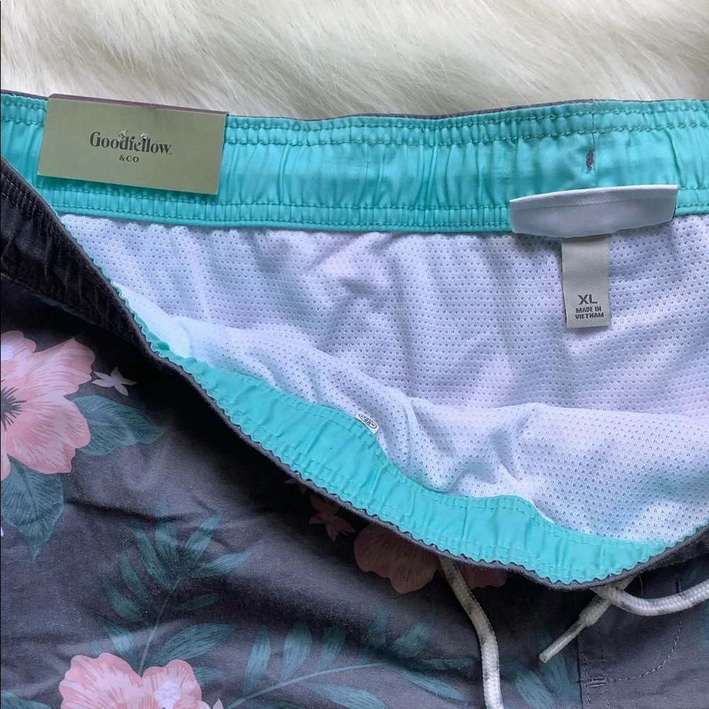 NWT GOODFELLOW AND CO  SWIM TRUNKS❤️❤️❤️❤️